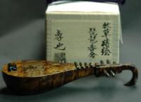 秋草蒔絵 琵琶香合