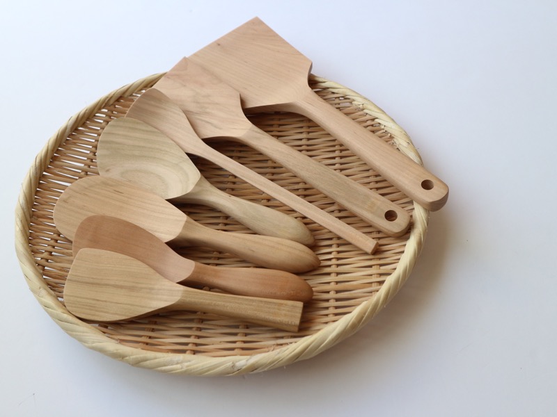 一つ一つ丁寧に作られた「宮島工芸製作所」の木の道具 | 暮らしと