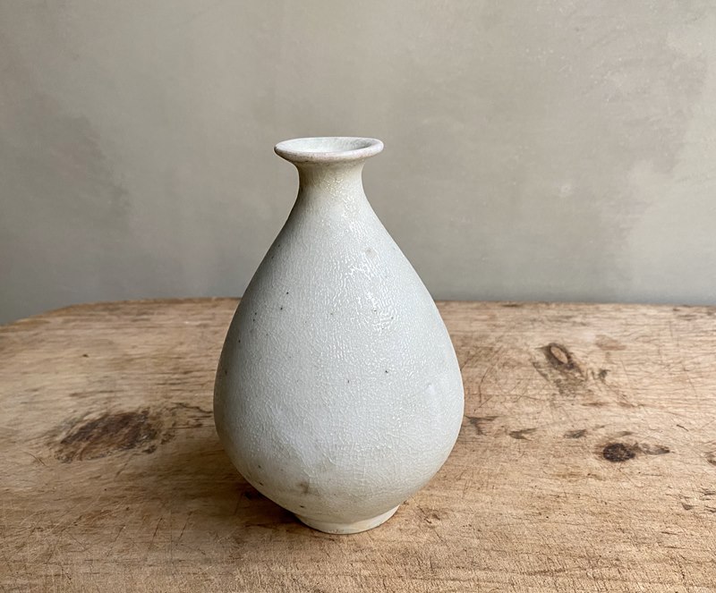 崔 在皓（チェ ジェホ）の白磁の徳利と酒杯 | 暮らしとおしゃれの編集室