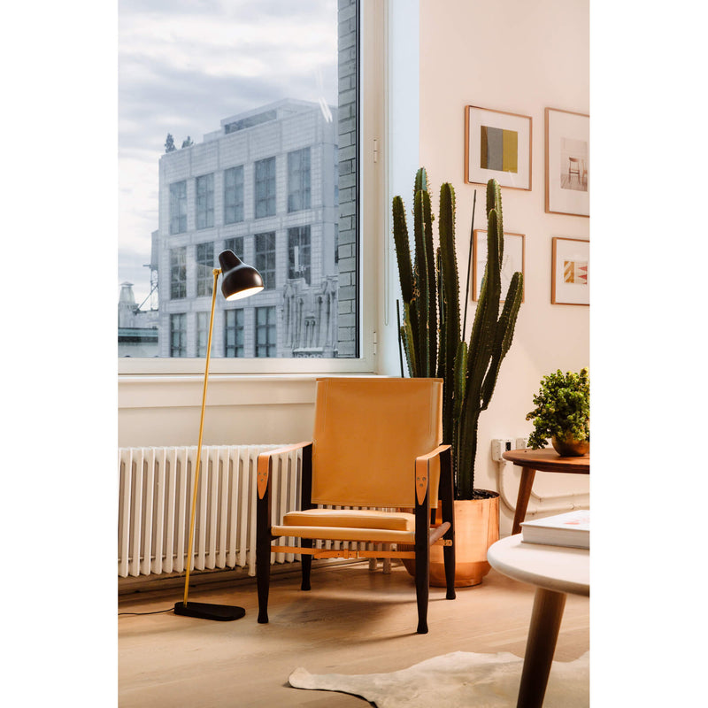 VL38 フロア/ ブラック フロアランプ Louis Poulsen ルイスポールセン