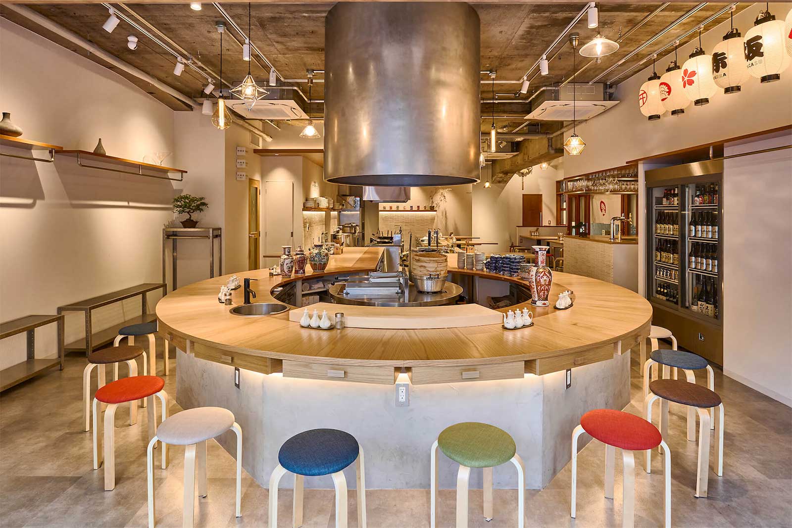 飲食店の魅力を引き出す照明設計とは？ - LARGO MAG