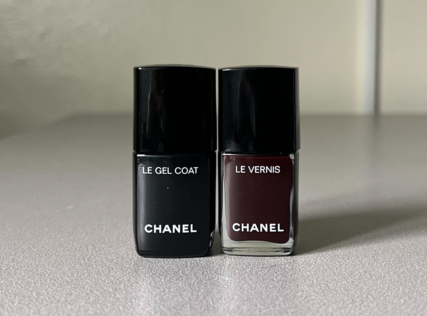 CHANEL】限定色#155ヴェルニ ルージュヌアール &ジェルコート で艶めき
