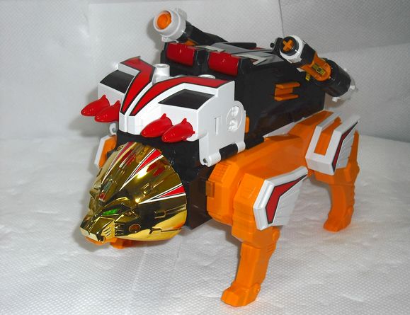 獣王合体ガ・オーン① : DXセイバーベース