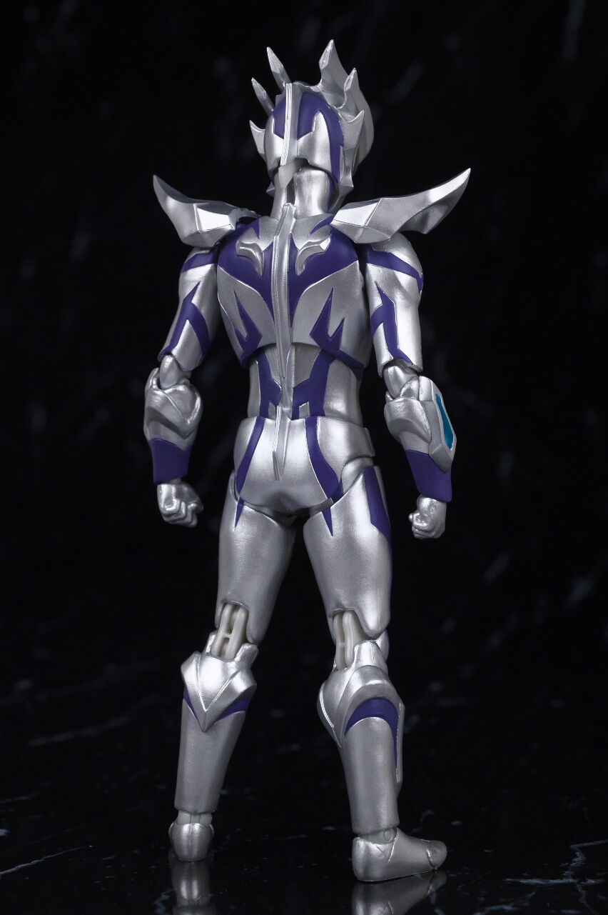 S.H.フィギュアーツ ウルトラマンゼロ ビヨンド（ウルトラマン ニュー