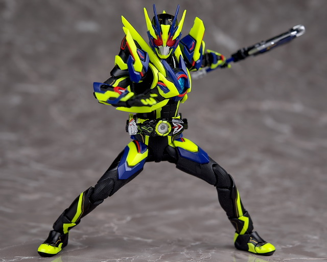 S.H.フィギュアーツ 仮面ライダーゼロワン シャイニングアサルト