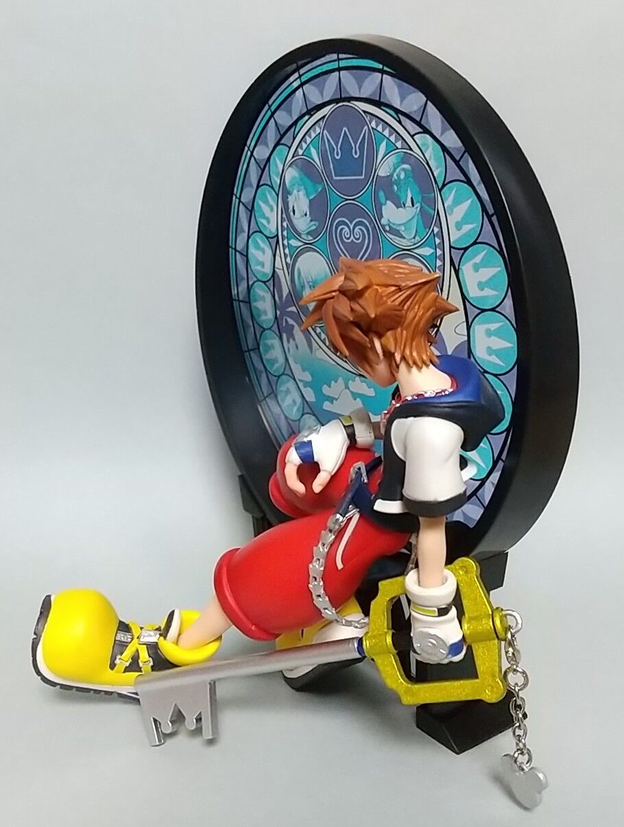 ステンドグラス風の背景パーツ付き】一番くじ KINGDOM HEARTS -Linking