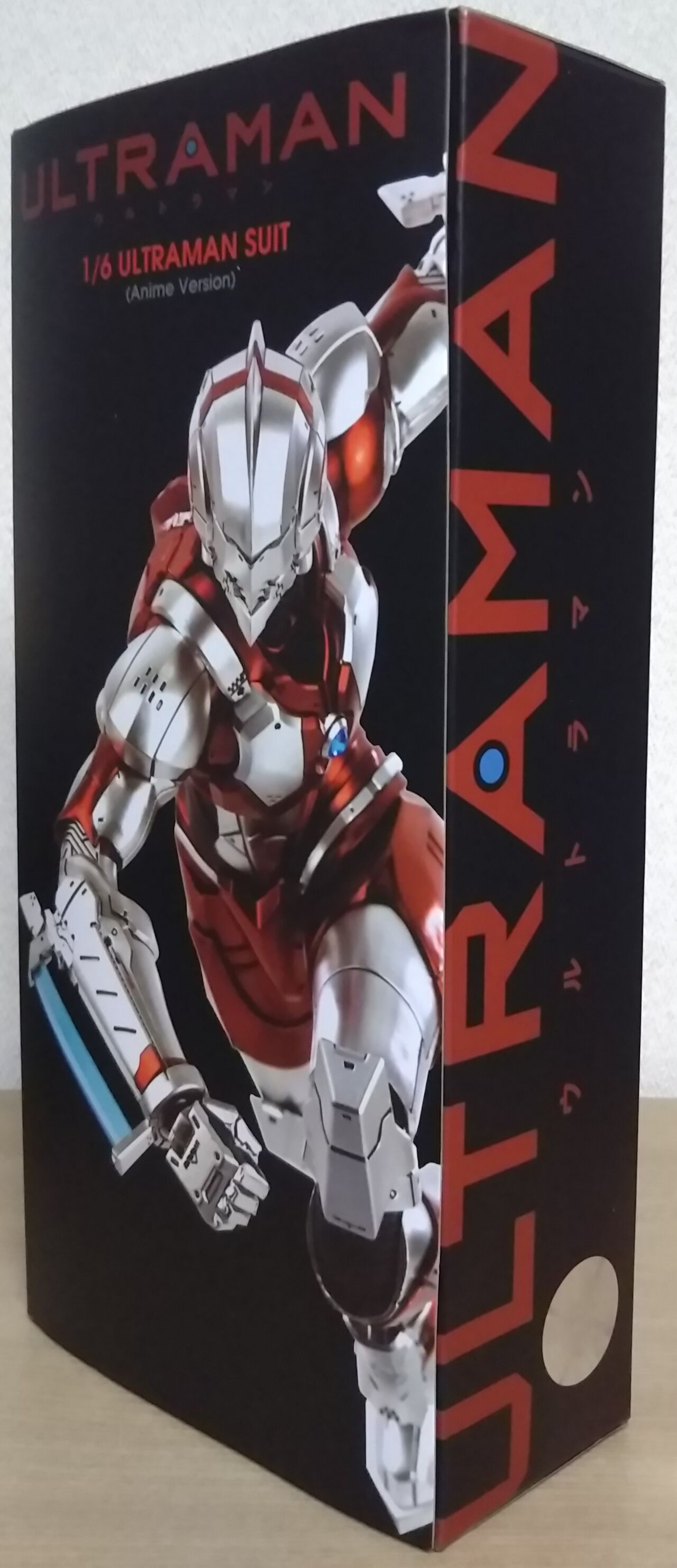 発光ギミックのある1/6スケール可動フィギュア☆】threezero ULTRAMAN