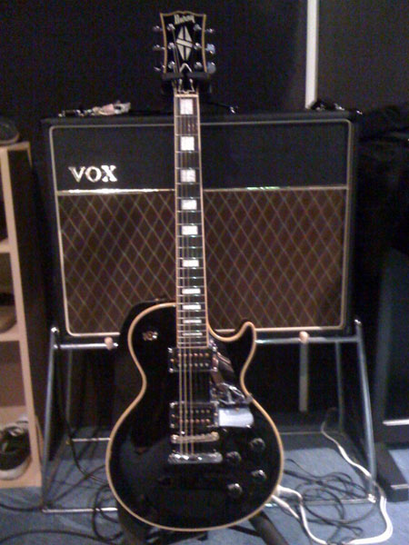 Burny レスポール・カスタム・モデル : Liquid Brains of OZ