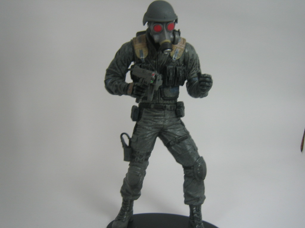 ラ様 バイオハザード10th アニバーサリー アクションフィギュア ハンク