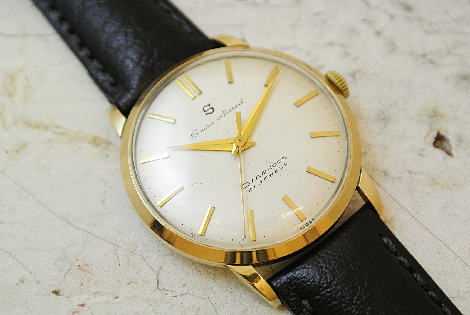 SEIKO Marvel | L o'clock