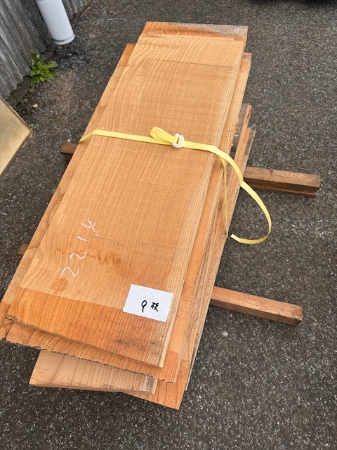 文）ウ）銘木欅けやき ケヤキ 貴重な完全乾燥材 最高級4面役 天板 階段