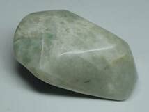 Amazon.co.jp: 黄緑 167g 翡翠 原石 ヒスイ 鉱物 鑑賞石 糸魚川 水石