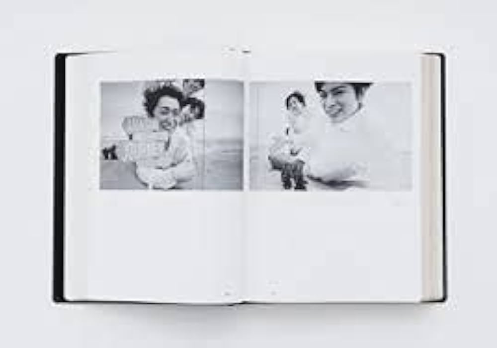 Amazon.co.jp: Johnny&Associates. 嵐を旅する展覧会 図録 ARASHI