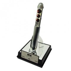 Amazon.co.jp: メン・イン・ブラック2 1/1スケールレプリカ