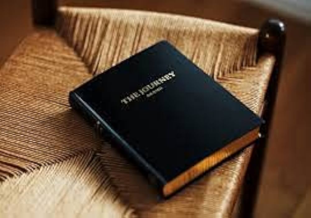 Amazon.co.jp: Johnny&Associates. 嵐を旅する展覧会 図録 ARASHI