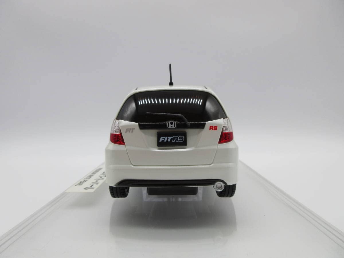 Amazon.co.jp: 1/24 ホンダ フィットRS プレミアムホワイト・パール