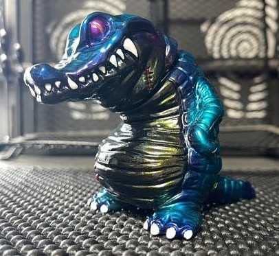 Amazon.co.jp: KAGEMARU DESIGNS 人喰いワニのクロちゃん ブルー