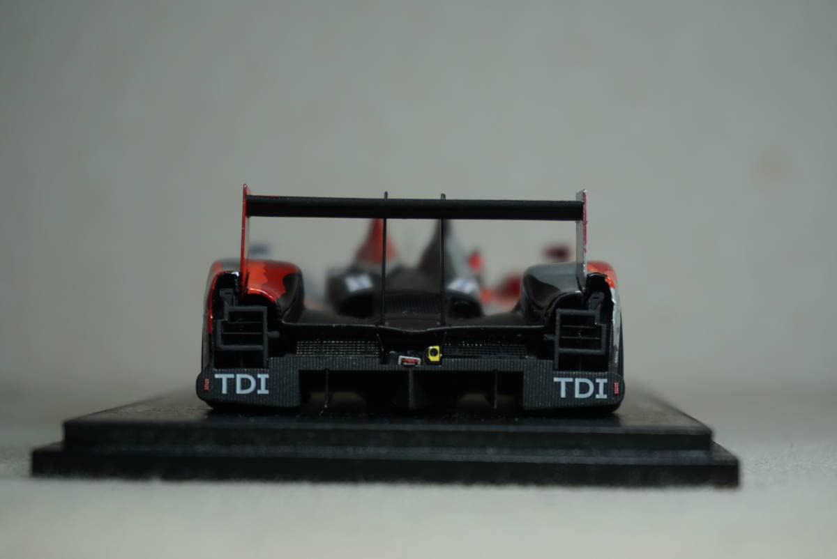 Amazon | 1/43 ルマン 2位 spark AUDI R15 TDI Plus #8 2010 Le Mans