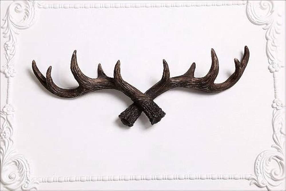 Amazon | 鹿の角 インテリア 壁掛け オブジェ 壁飾り 鹿のウォール 鹿