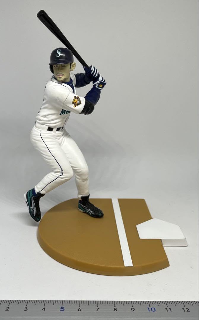 Amazon.co.jp: イチロー フィギュア マリナーズ : おもちゃ