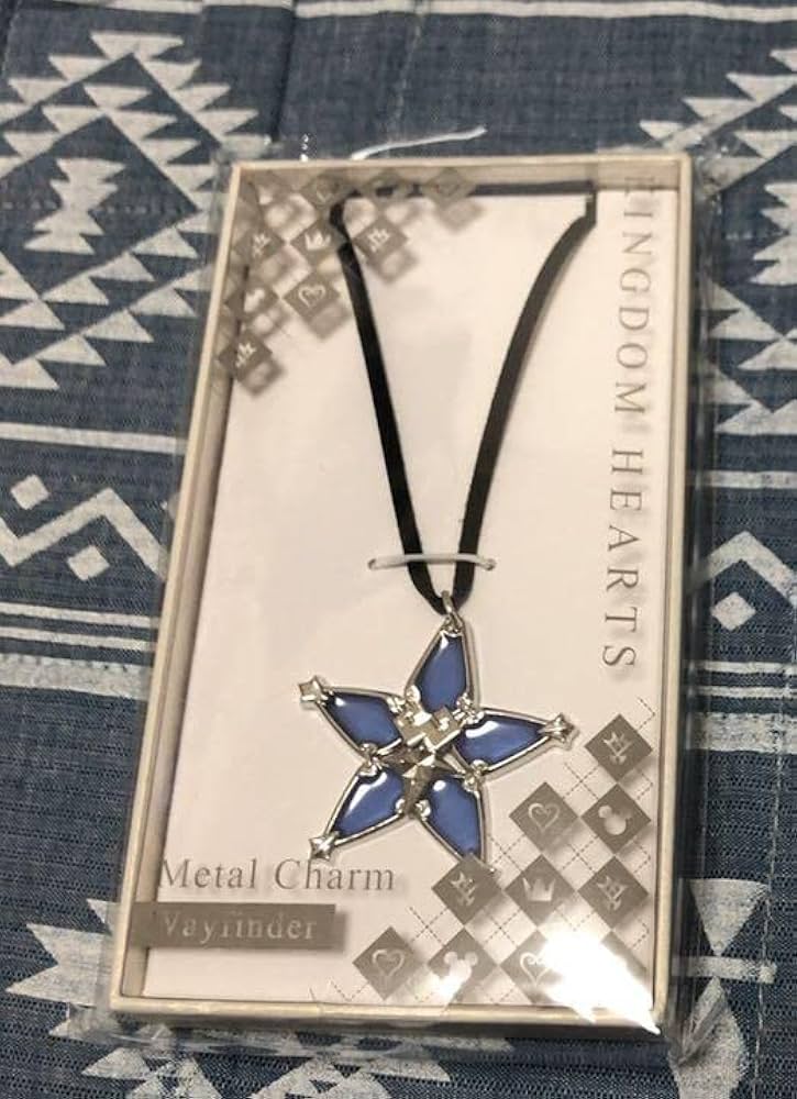 Amazon.co.jp: つながりのお守りアクセサリー アクア キングダムハーツ