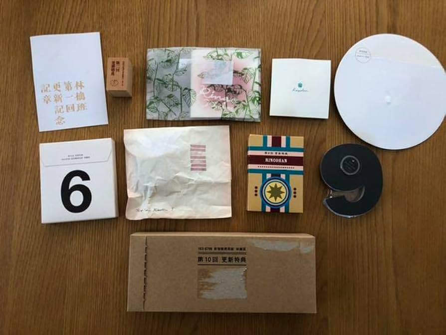 Amazon.co.jp: 椎名林檎 林檎班 更新特典 : おもちゃ