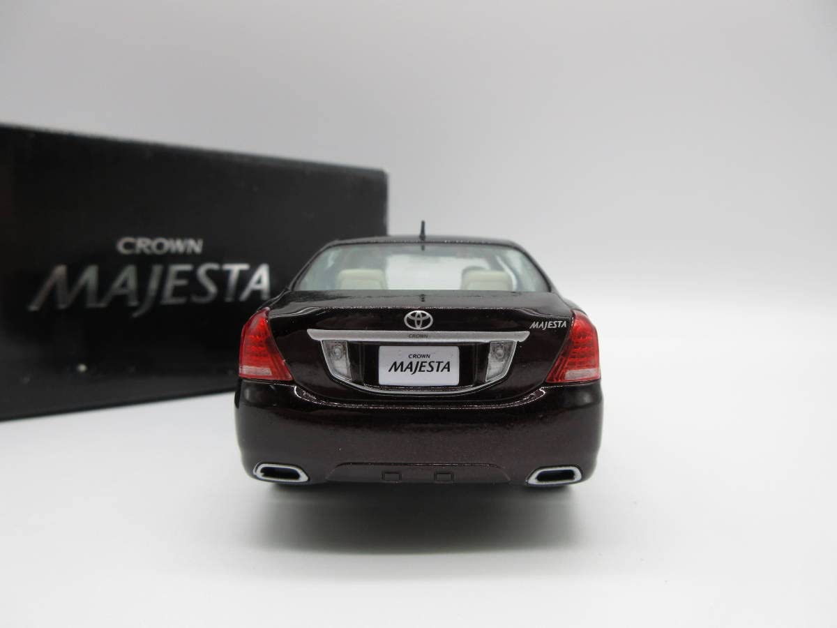 Amazon | 1/30 トヨタ クラウンマジェスタ 200系 カラーサンプル