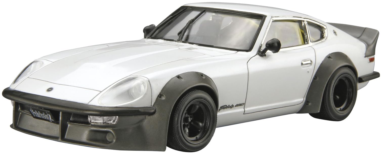 Amazon.com: Aoshima Nissan S30 Fairlady Z Aero Custom (Ver. 2) '75