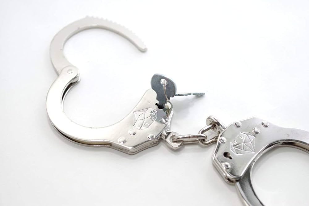 Amazon.co.jp: HAND CUFF 鋼鉄製 手錠 本物 ハンドカフ 本格仕様 軽量
