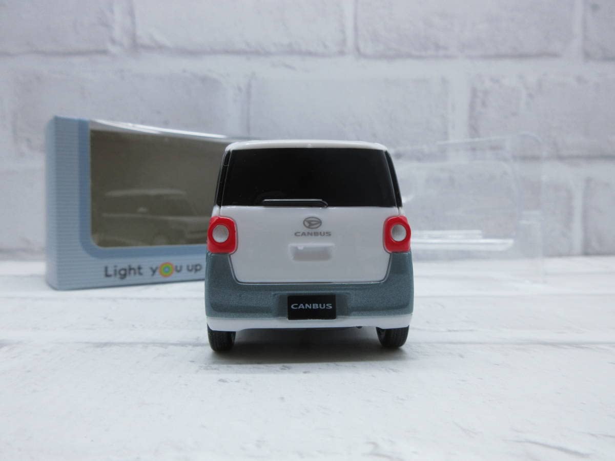 Amazon | ミニカー ダイハツ 2代目ムーヴキャンバス シャイニング