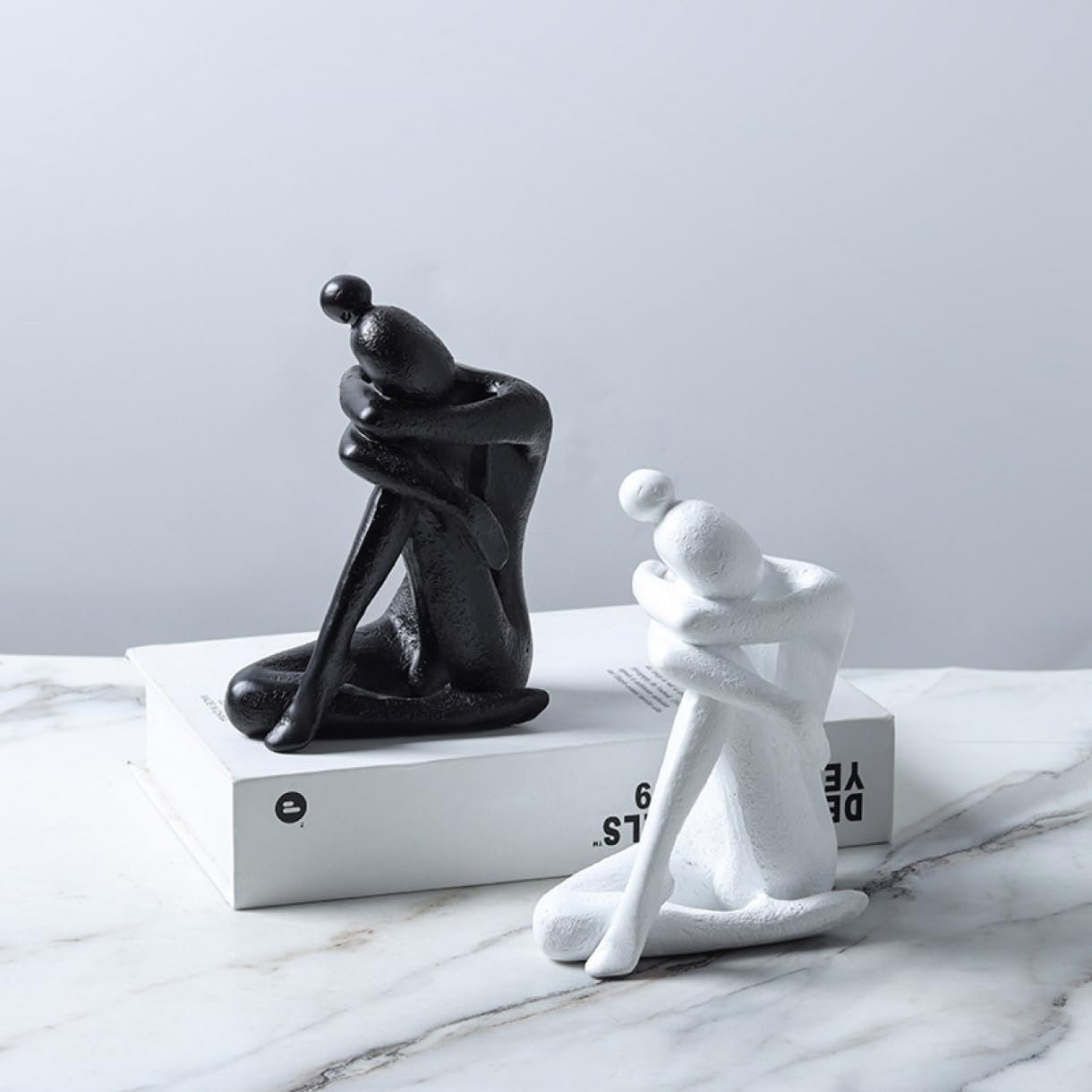 Amazon.co.jp: JAnjiaLxY 置物 オブジェ 座る人 人体 彫像 かわいい