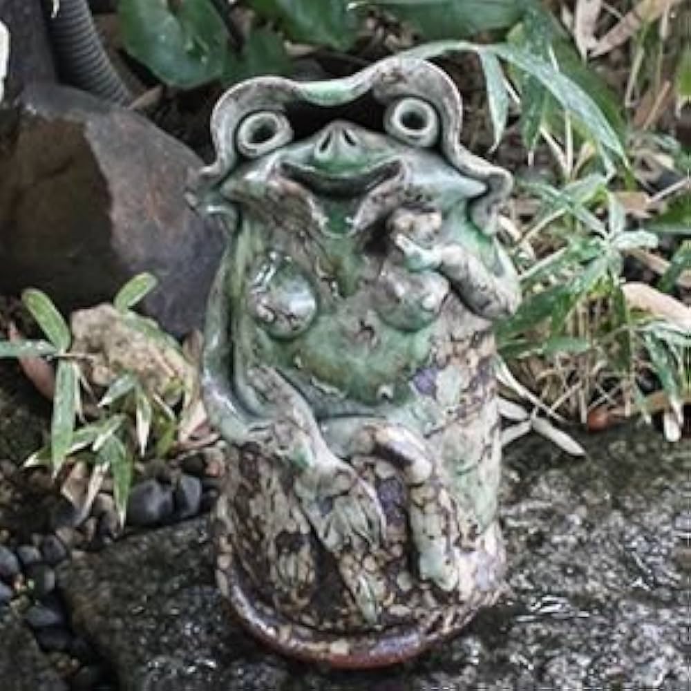 Amazon.co.jp: 信楽焼 河童 河童（小）メス【ok-0022】 かっぱ しが