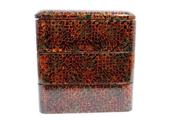 Amazon.co.jp: 品津軽塗3段重箱唐塗り天然木漆器漆塗装青森弘前伝統