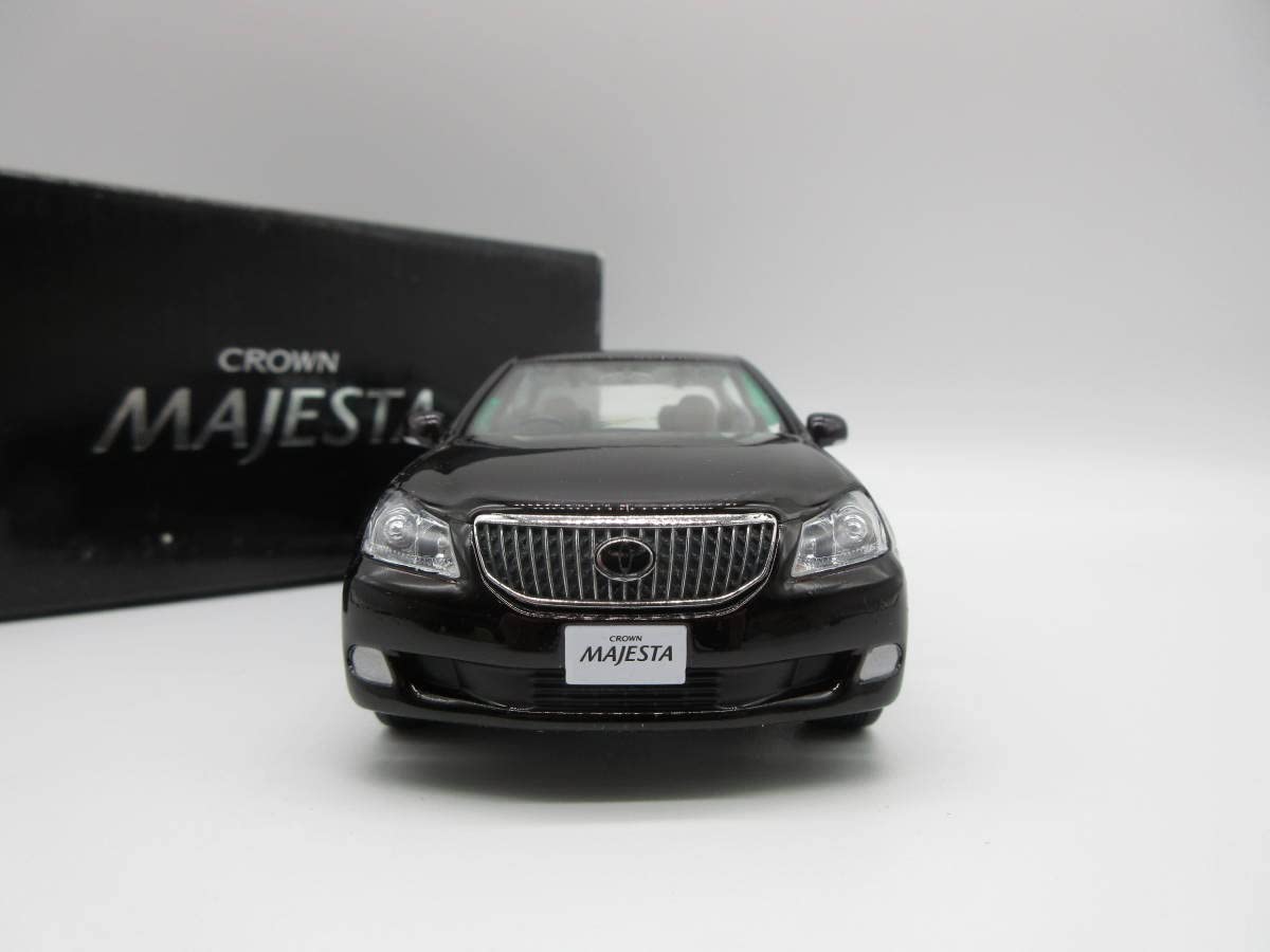 Amazon | 1/30 トヨタ クラウンマジェスタ 200系 カラーサンプル