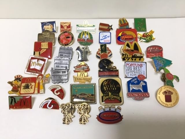 Amazon | マクドナルド ピンバッジ 1歩前に / バッチ バッジ