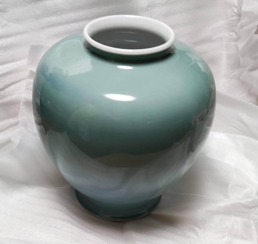 Amazon.co.jp: 有田焼 深川製磁 青磁富士 富士山 花生 花瓶 : ホーム