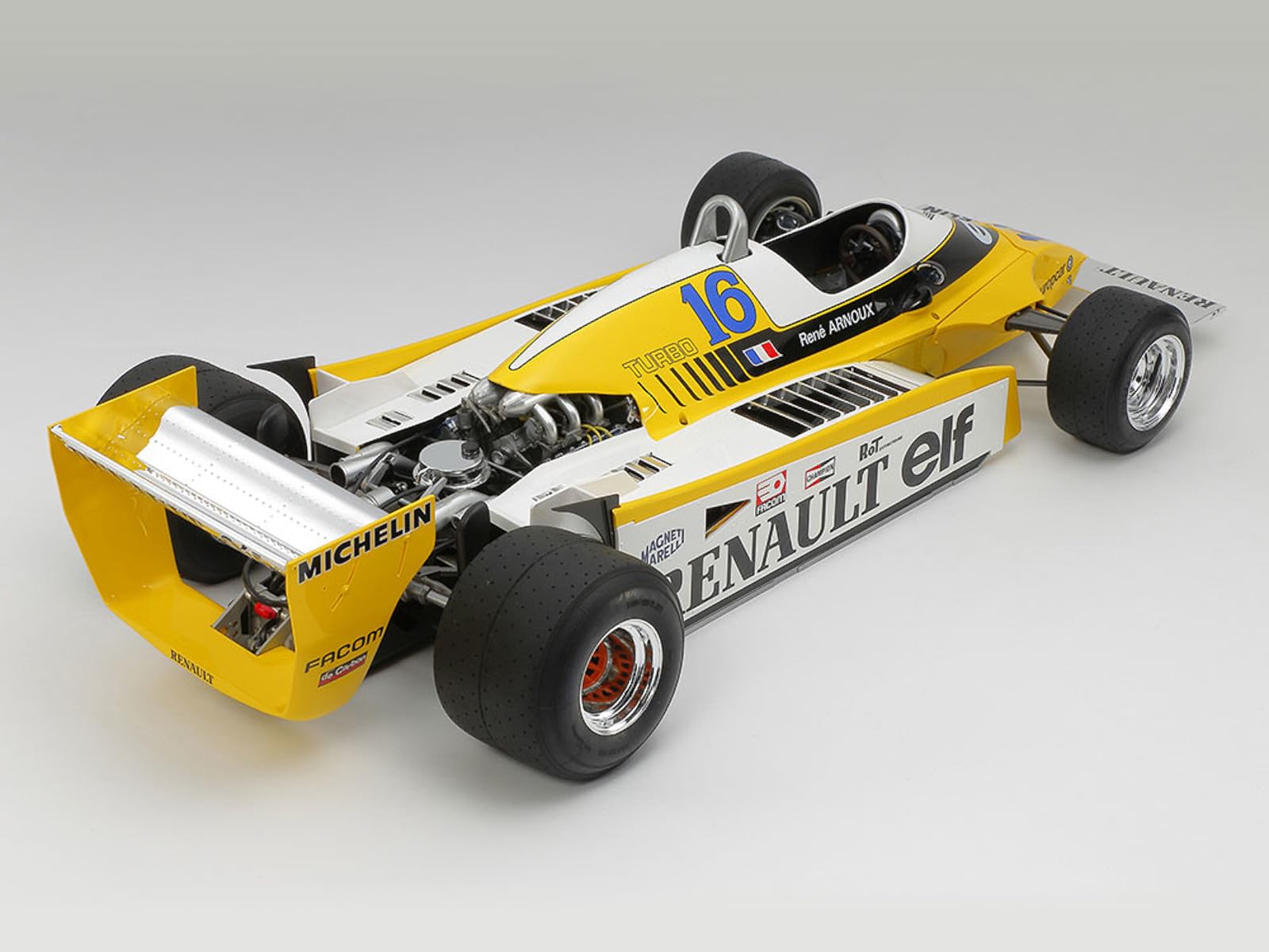 Amazon.com: TAMIYA 1/12 Renault RE-20 Turbo LTD ED TAM12033