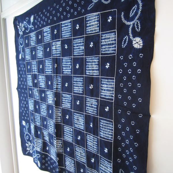 Amazon.co.jp: 品 本藍染布 手絞り ろうけつ染め 110 x 110cm : ホビー