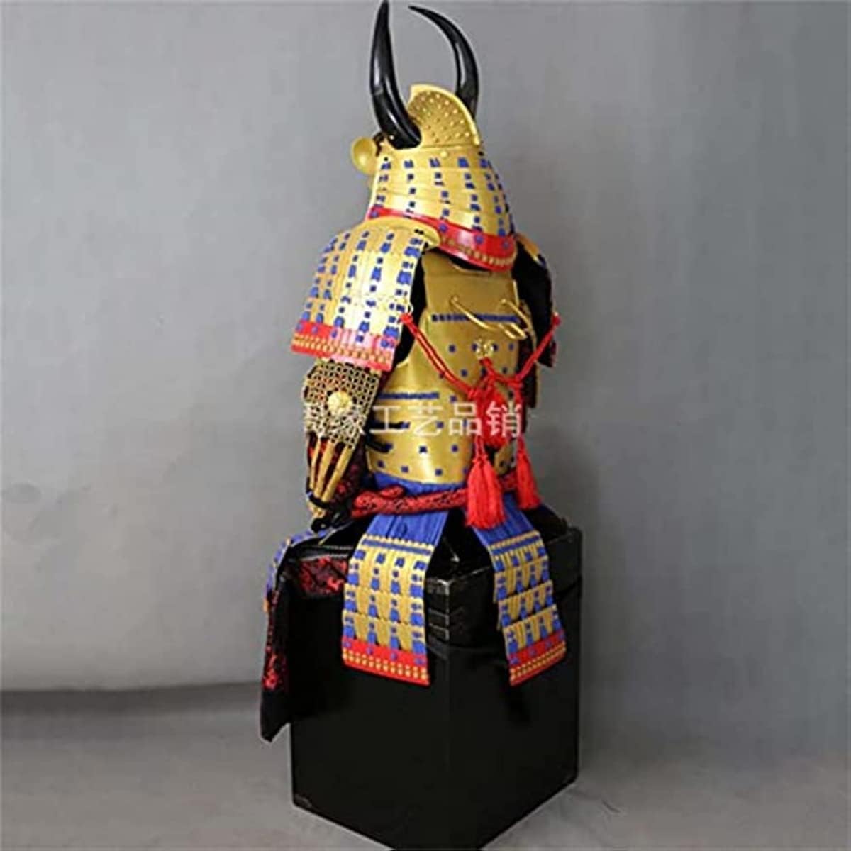 Amazon.co.jp: 手作り甲冑 兜 武士 鉄鎧 等身大甲冑 足 大人用 | 和