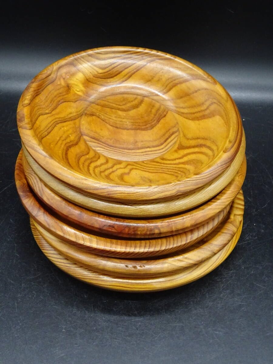 美濃焼 玉山窯 鼠志野 白抜き葡萄文 三つ足鉢 向付 湯呑み 三点組 美濃