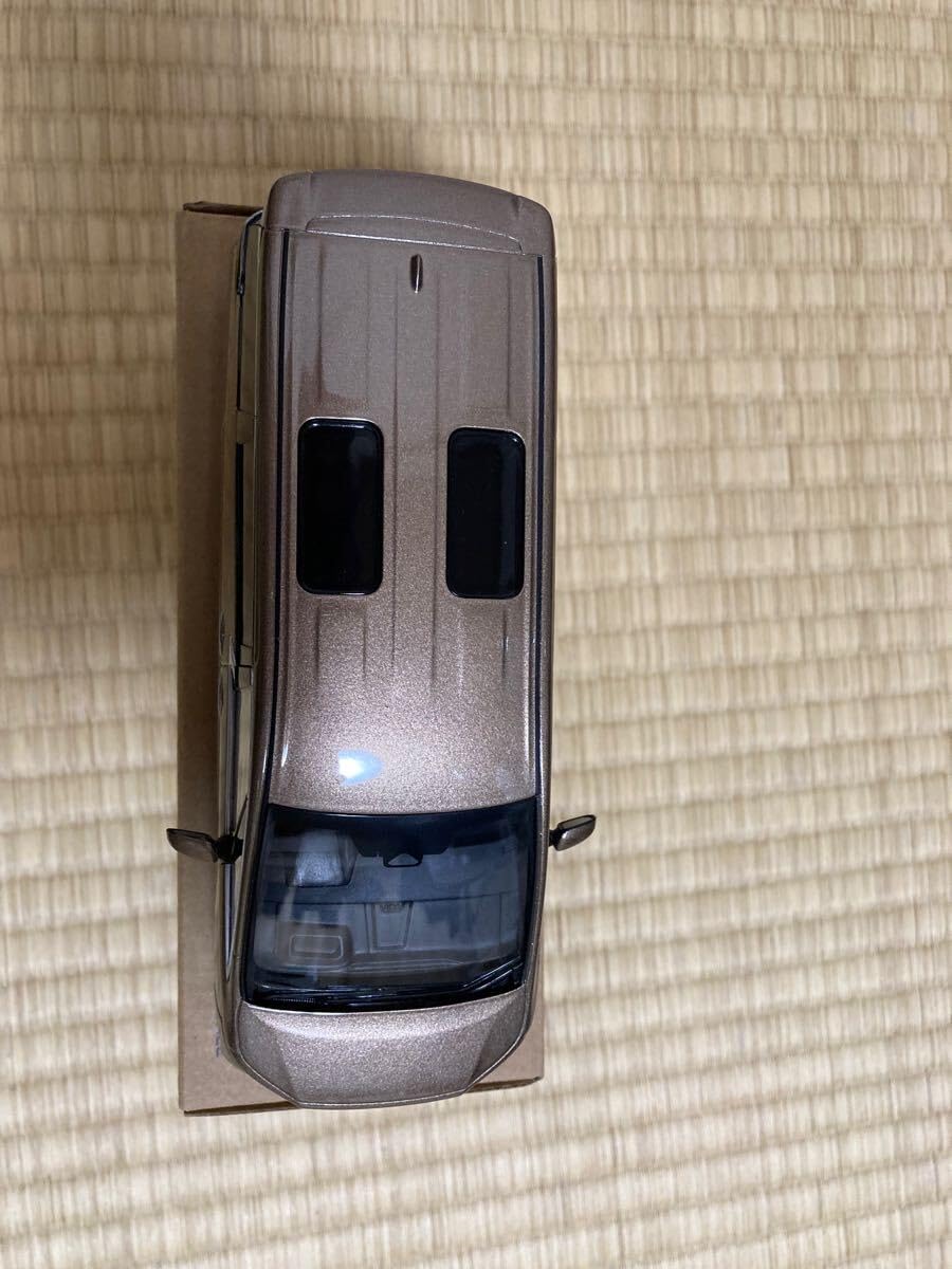 Amazon | トヨタ アルファード 40系 カラーサンプルミニカー（130