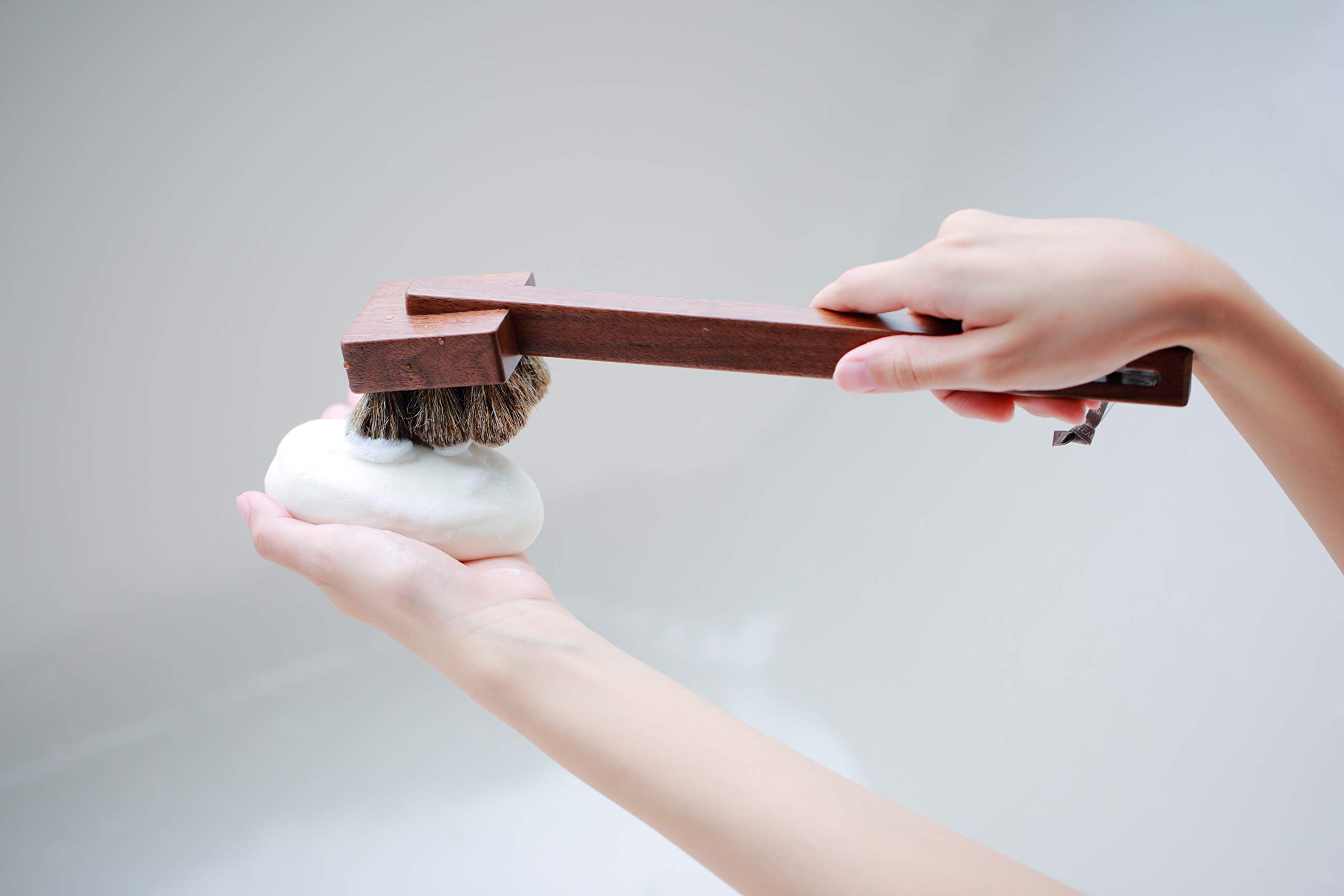 Amazon.co.jp: SHAQUDA スーヴェ ボディブラシ ロング セミハード SUVÉ