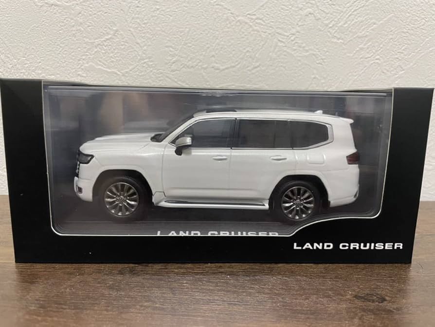 Amazon | 1/30 ミニカー 新型ランドクルーザー300 ランクル カラー