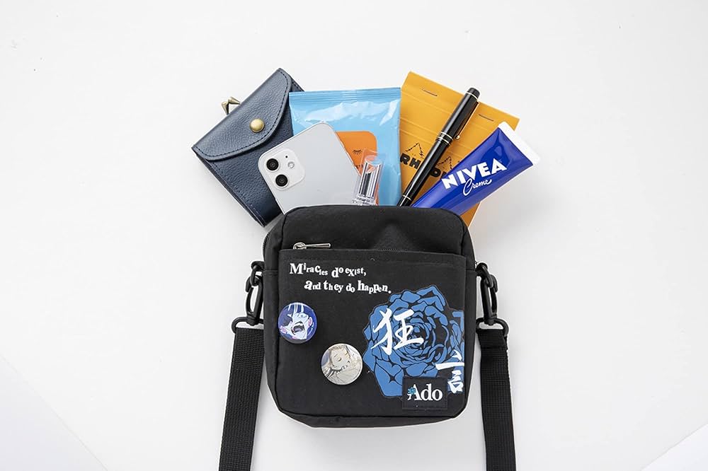 Ado Shoulder Bag Book (バラエティ) | 宝島社 |本 | 通販 | Amazon