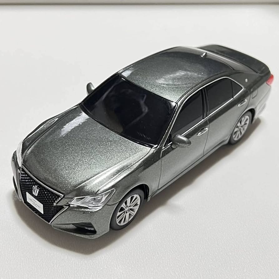 Amazon | 1/30 トヨタ クラウン アスリート 翡翠 カラーサンプル 210系