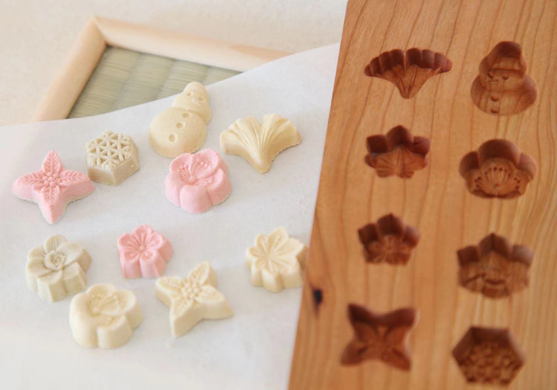 Amazon | 和菓子型、木型8種、落雁、梅、雪だるま、もみじ、銀杏、雪