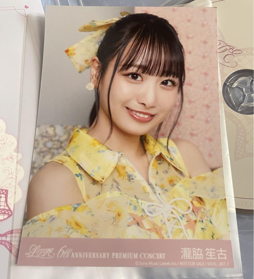 Amazon.co.jp: ＝LOVE イコラブ 瀧脇笙古 6周年 BluRay 封入生写真