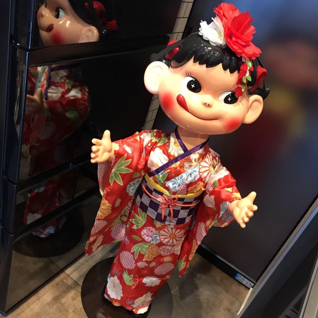 Amazon | 真っ赤なほっぺの店頭ペコちゃん人形 | 人形・ドール | おもちゃ