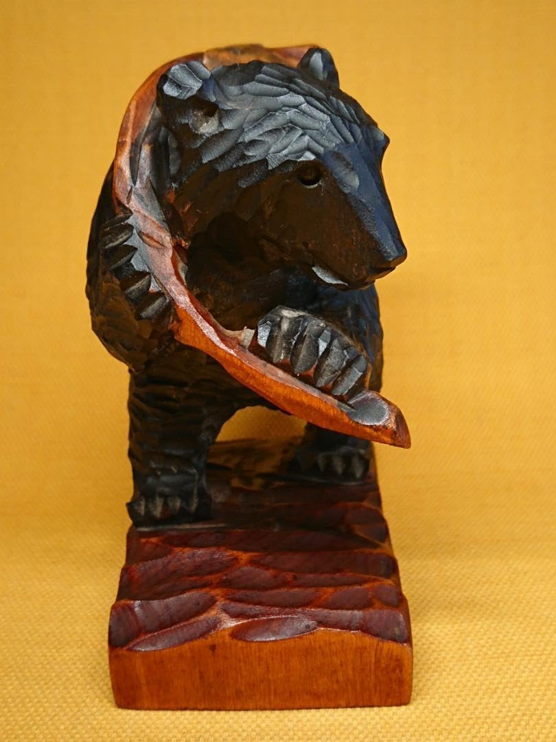 美品】クマ熊木彫り鮭背負い置物インテリア工芸品美術品A3374