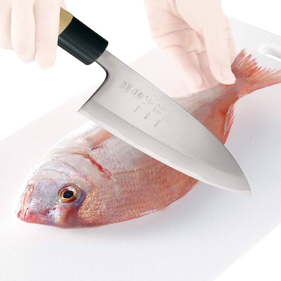 Amazon｜貝印 KAI 出刃包丁 関孫六 金寿 本鋼 150mm AK5216｜出刃包丁